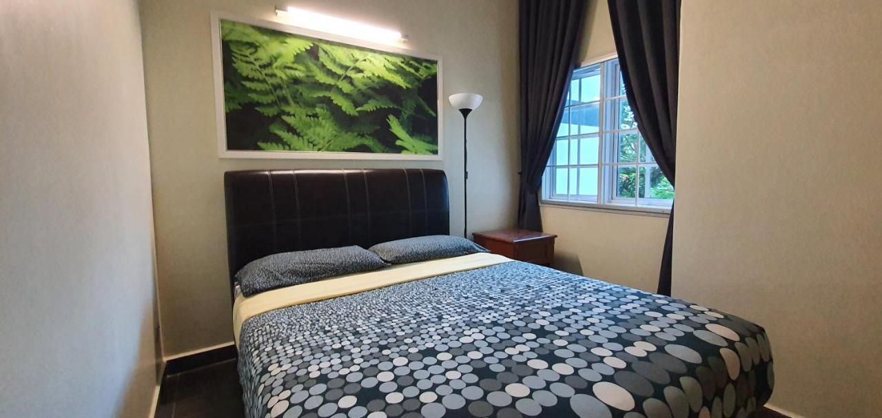 Gerard'S "Backpackers" Roomstay No Children Adults Only Cameron Highlands Exterior foto